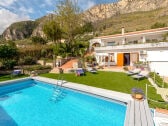 Luxusvilla mit privatem Pool