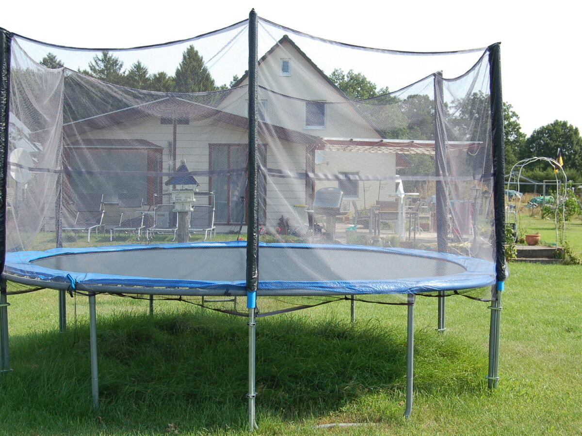 dann aufs Trampolin