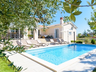 Ferienhaus Divšići Außenaufnahme 4