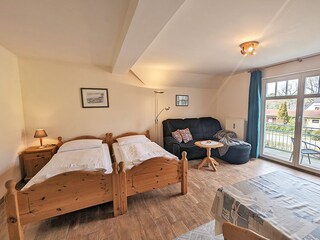 Zugang zum Balkon (Norden)