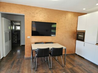 Dining room/living room