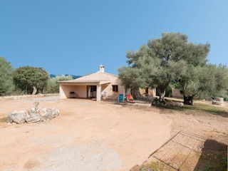 Villa Calvia Entorno 33