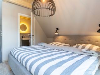Beide Schlafzimmer mit eigenem Bad