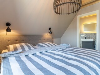 Beide Schlafzimmer mit eigenem Bad