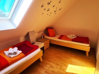 Schlafzimmer 3