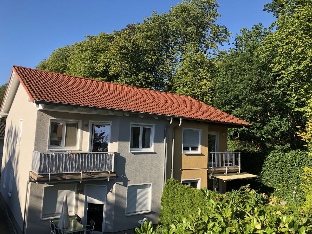 Haus mit Garten und Terrasse