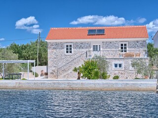 Villa Sutomišćica Outdoor Recording 5
