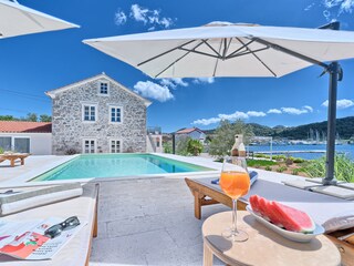 Villa Sutomišćica Outdoor Recording 7