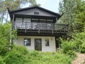 Ferienhaus Eifelröschen - Blick auf Balkon und Terrasse