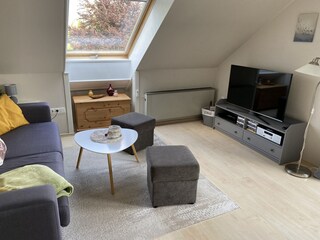 Wohn-/Schlafzimmer mit offener Küche