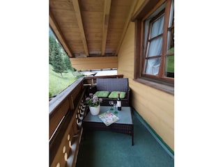 Großer Balkon mit Blick zum Elfer und Zwölfer