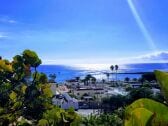 Blick von oben auf das Penthouse und den Strand