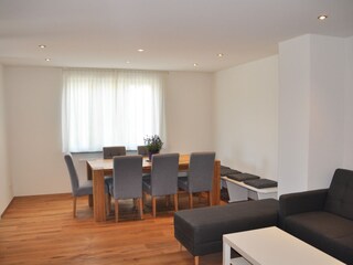 Wohn-Esszimmer