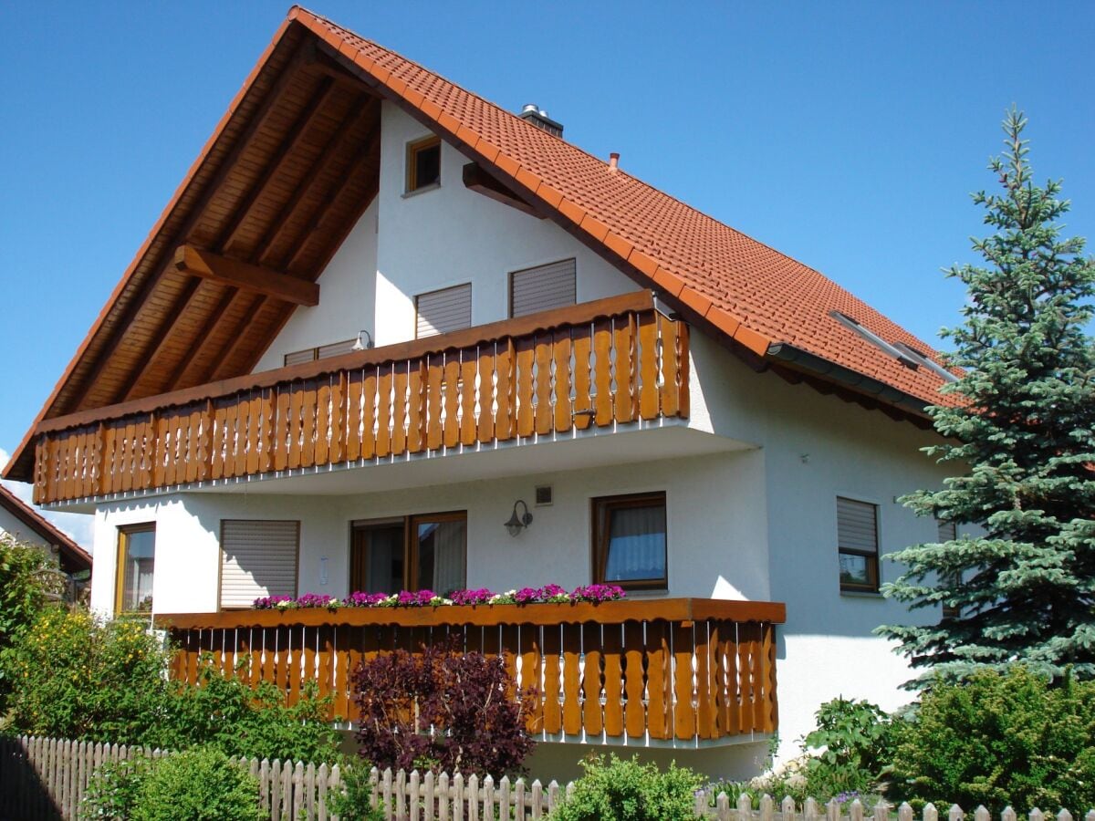 FeWo im DG mit großem Balkon