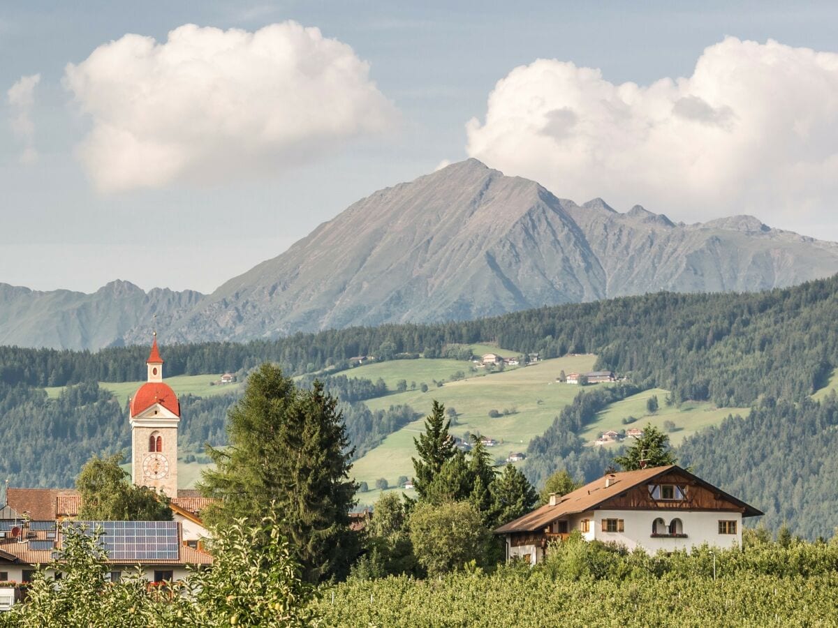 Unser Hof am Dorfrand