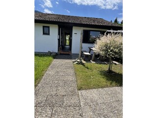 Frühstück vor dem Haus fewo-toewe.de