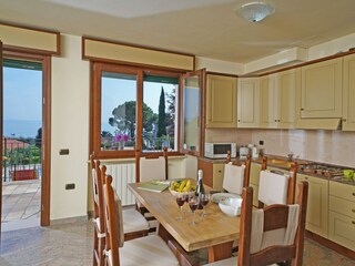 Villa San Felice del Benaco Caratteristiche 11