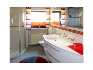 Badezimmer untere Ferienwohnung