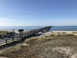 Seebrücke zum Sonnenuntergang am 20. Mai 20