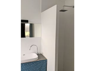 Dusche und Bad EG