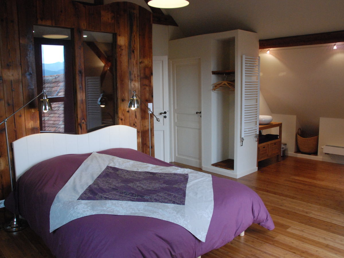 Ferienwohnung l'ancienne ferme, elsass herr xavier klein Schlafzimmer klein