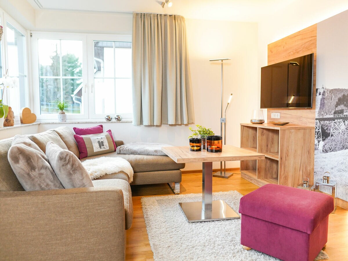 Apartment 10