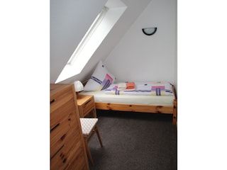 Schlafzimmer 2 / Bett 2