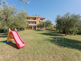 Appartement Tuoro sul Trasimeno Buitenaudio-opname 10