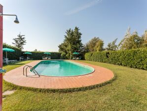 Apartment Elegante Wohnung mit Swimmingpool und Fitnessraum am Trasimenischen See - Tuoro sul Trasimeno - image1