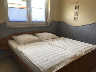 Schlafzimmer mit Insektenschutz