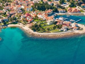 Ferienwohnung GALA mit cozy Terrasse mit Meerblick 40m vom Strand - Nerezine - image1