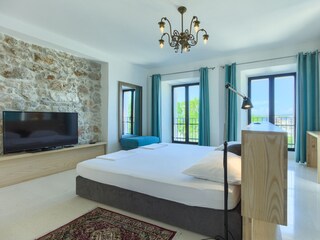 Villa Tkon Caratteristiche 14