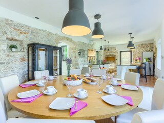 Villa Tkon Caratteristiche 26