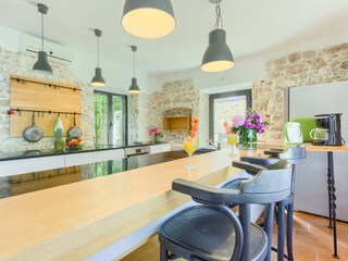 Villa Tkon Caratteristiche 35