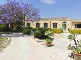 Villa Syrakus Außenaufnahme 5