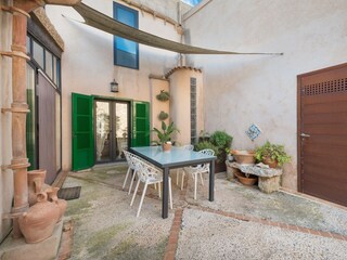 Villa Llubi Buitenaudio-opname 3