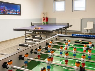 Dart und Kicker im Nachbarhaus