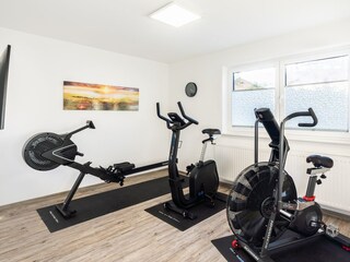 Fitnessraum im Souterrain