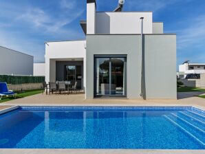 Lussuosa villa per vacanze indipendente a Foz de Arelho con piscina privata - Nadadouro - image1