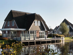 Friese Meren Villa's WB17