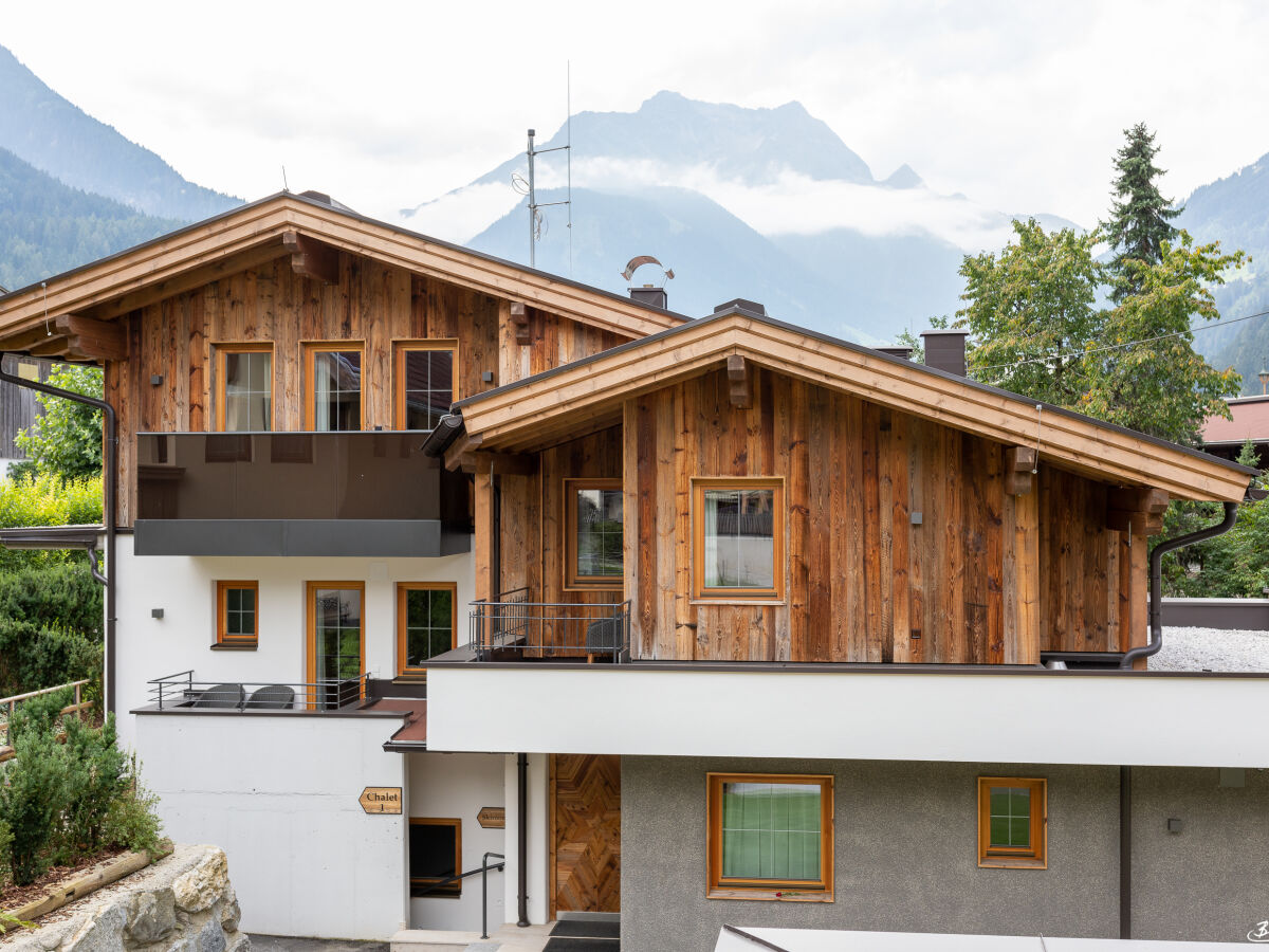 Chalet Mayrhofen Outdoor Recording 1