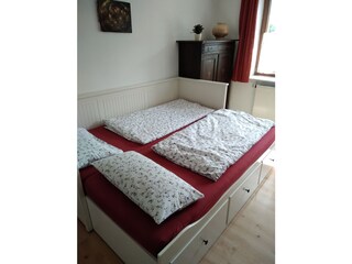Pulled out day bed