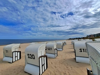 Strand mit Strandkörben