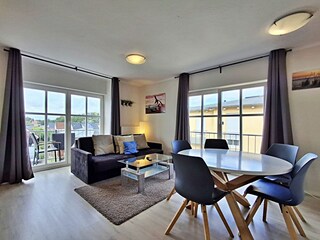 Wohn- und Essbereich