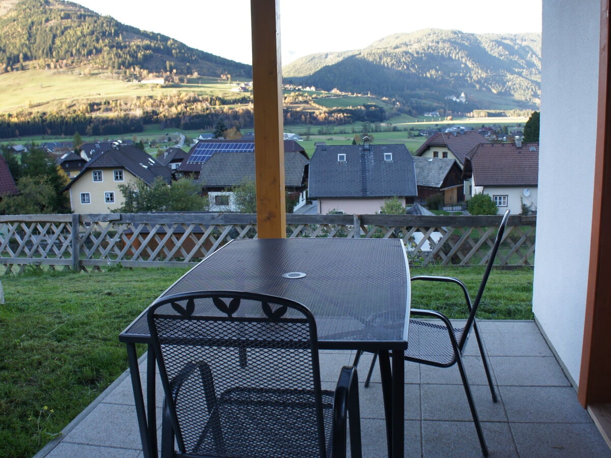 Terrasse mit Bergblick