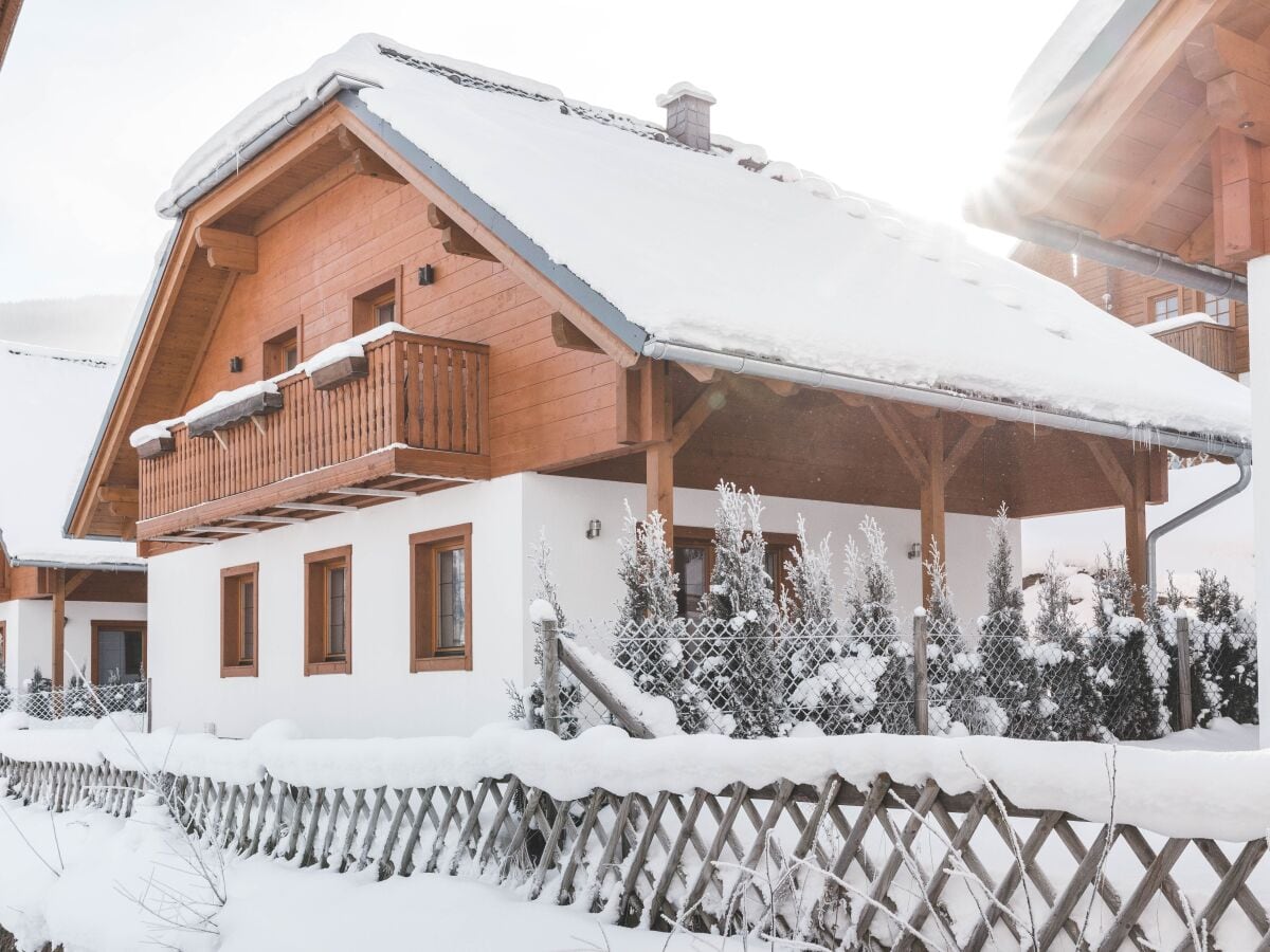 Winter Haus Bergblick im Feriendorf Aineck Katschberg