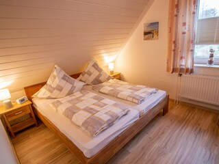Schlafzimmer unten