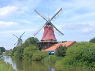 Greetsieler Zwilllingsmühlen