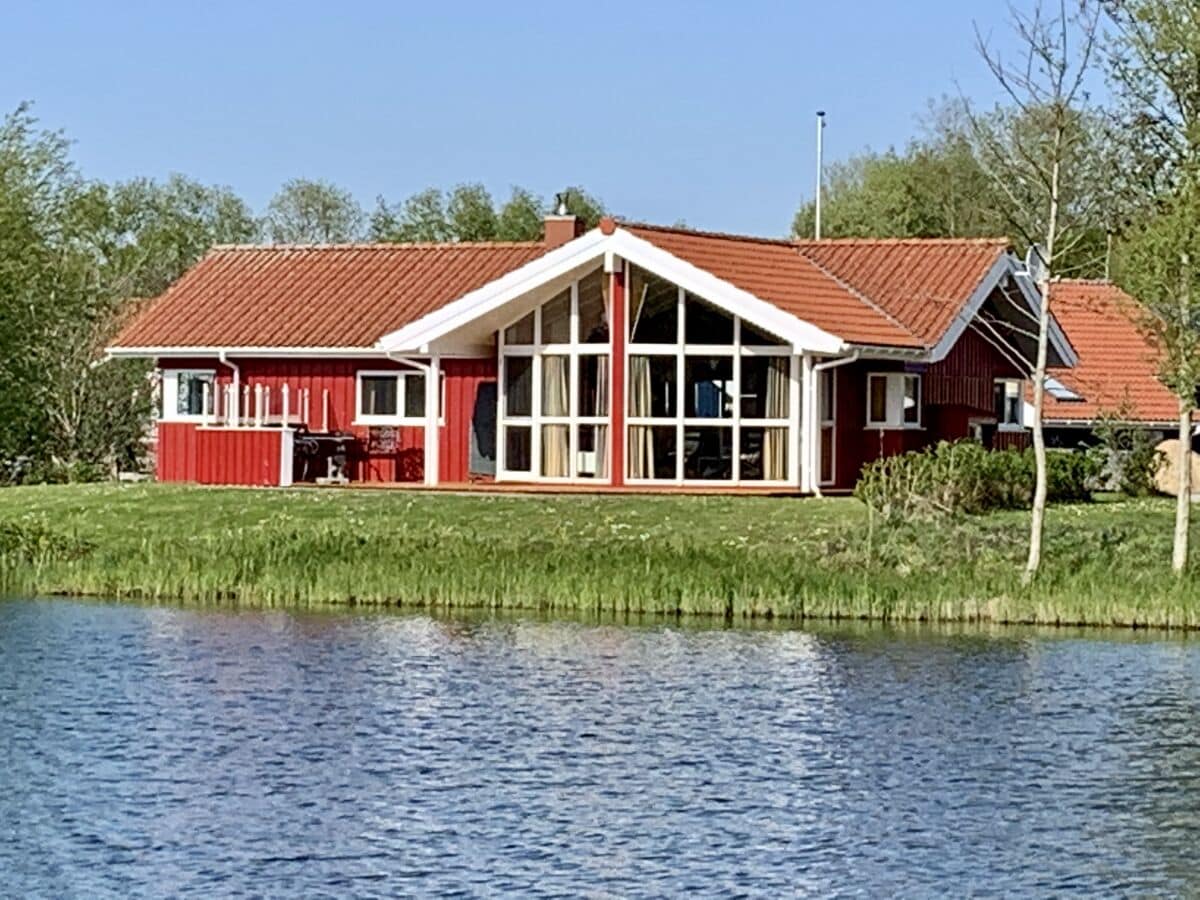 Neuer Anstrich, neue Terrasse seit 04/2020