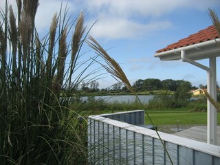 Blick auf den See - direkte Wasserlage